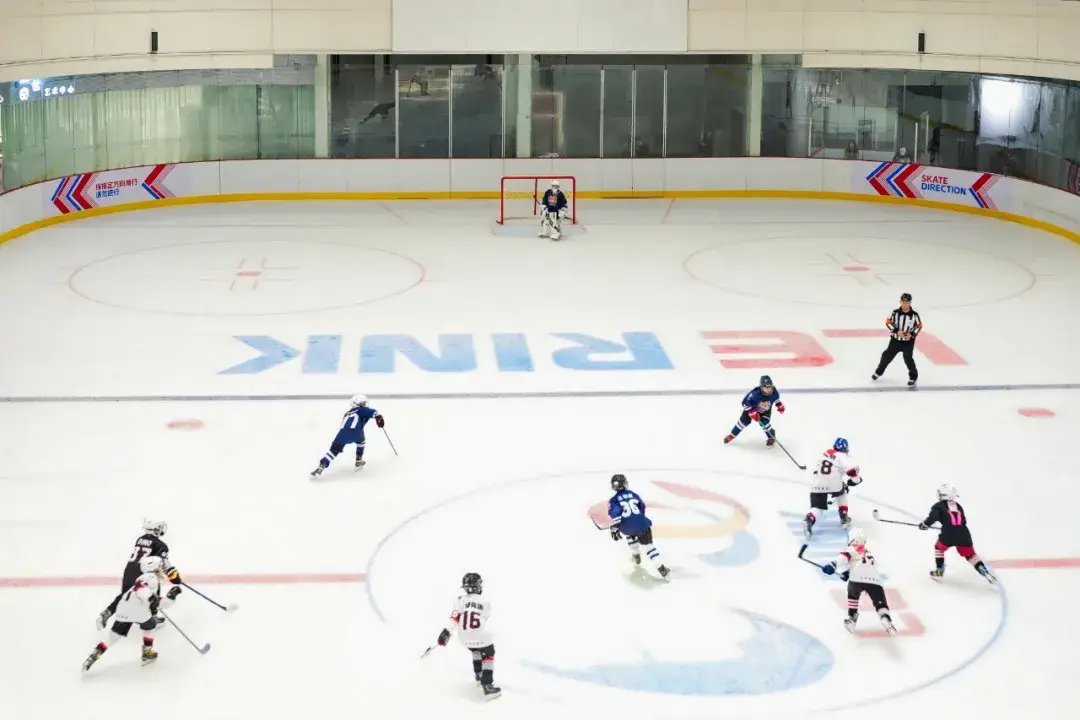 2026天津乐冠杯青少年冰球邀请赛燃动国庆